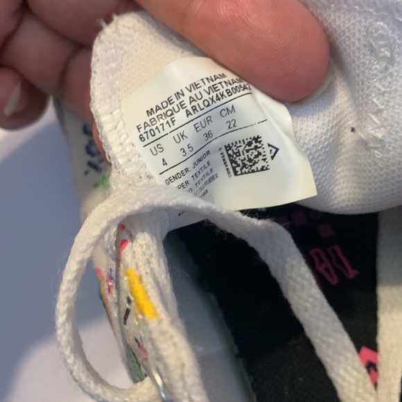 Converse All Star Video Game Sneakers Junior Size 4 - Picture 6 of 7